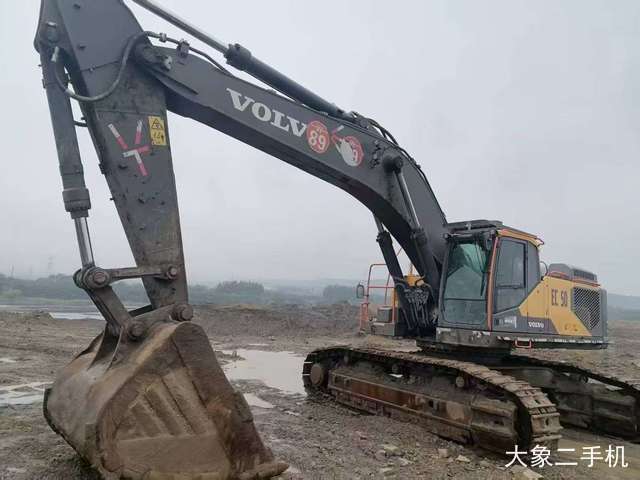 沃尔沃 EC480DL 挖掘机