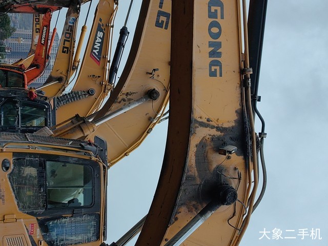 柳工 CLG939E 挖掘机