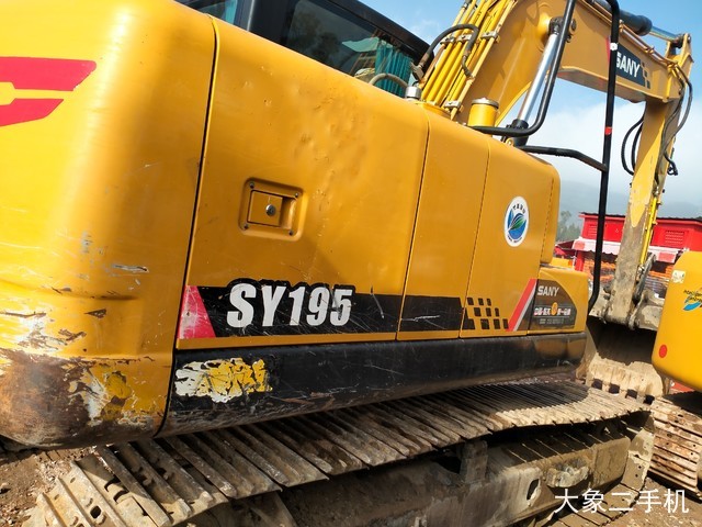 三一重工 SY135C-10 挖掘机