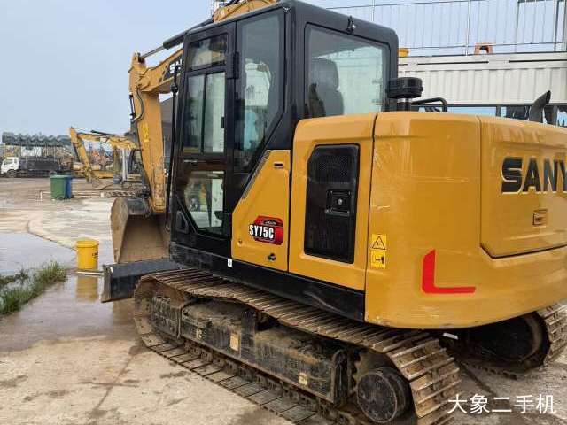 三一重工 SY75C 挖掘机