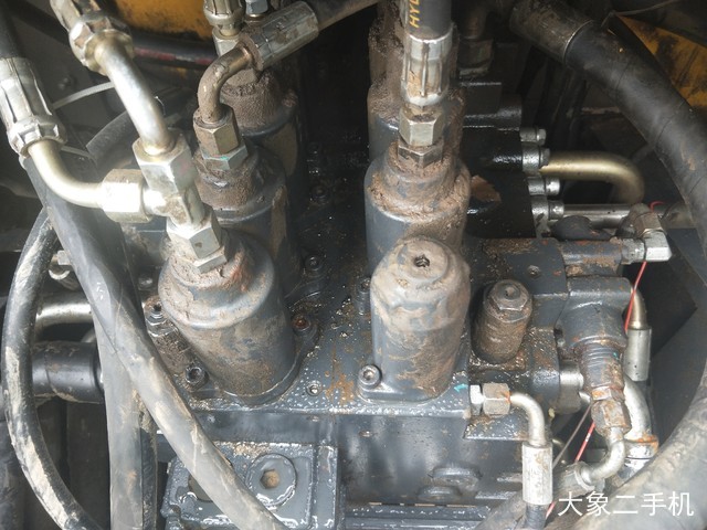 约翰迪尔 E240LC 挖掘机