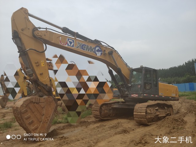 徐工 XE470C 挖掘机