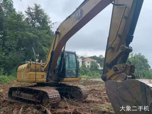 卡特彼勒 新一代Cat®323液压 挖掘机