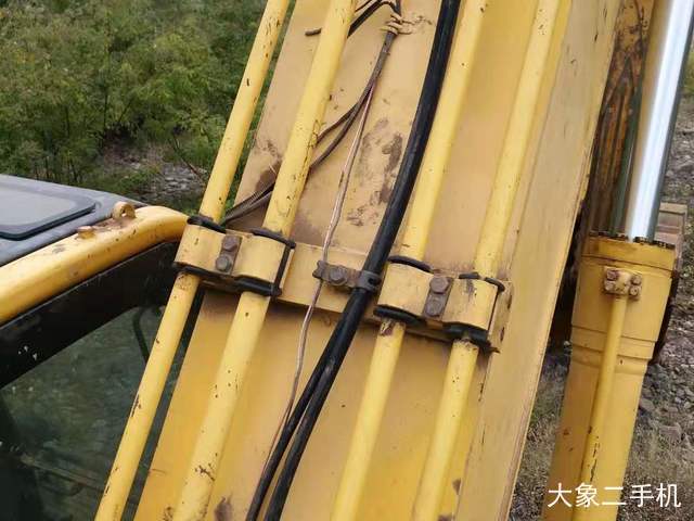 小松 PC240LC-8 挖掘机