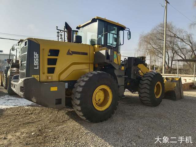 山东临工 L955F 装载机