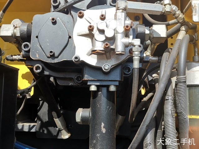 神钢 SK460-8 挖掘机