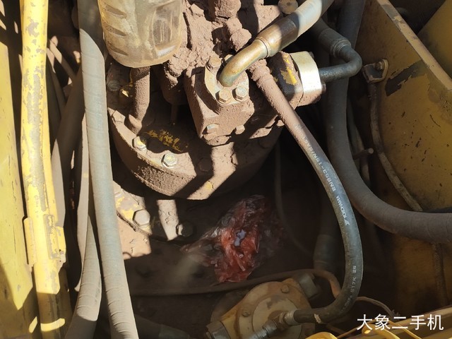 卡特彼勒 320C 挖掘机