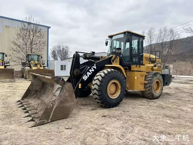 三一重工 SYL958 装载机