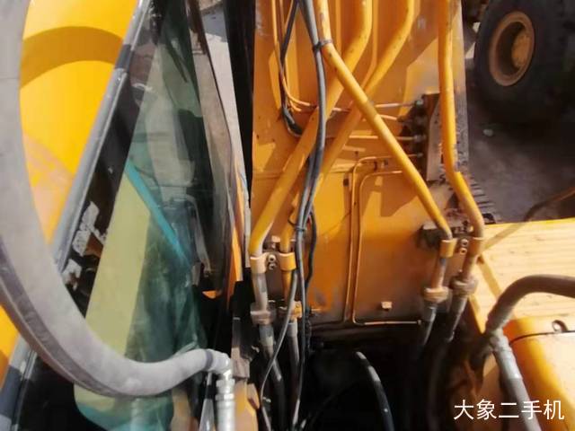 三一重工 SY215C 挖掘机