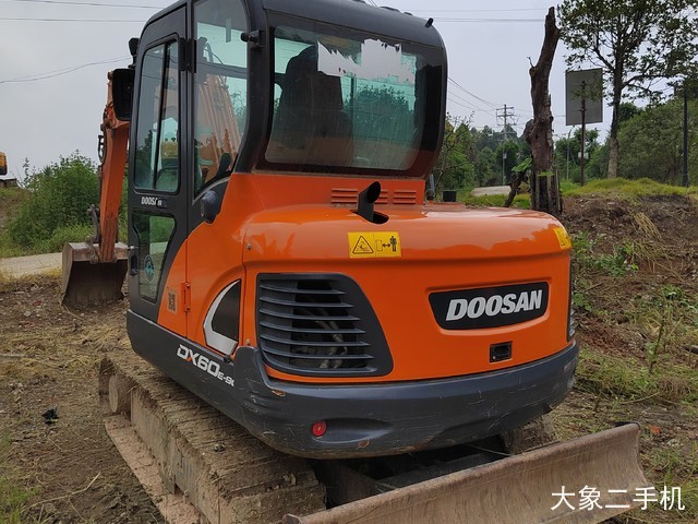 斗山 DX60E-9C 挖掘机