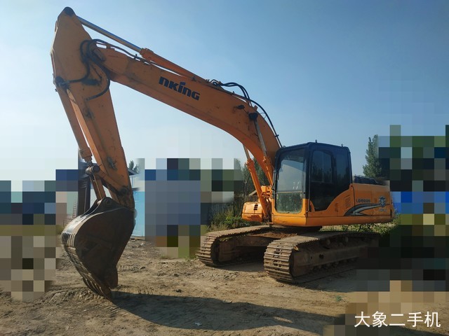 龙工 LG6225 挖掘机