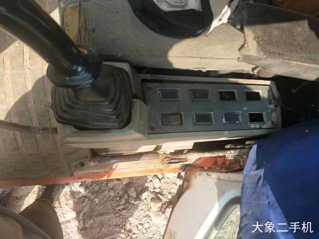 斗山 DH225LC-7 挖掘机