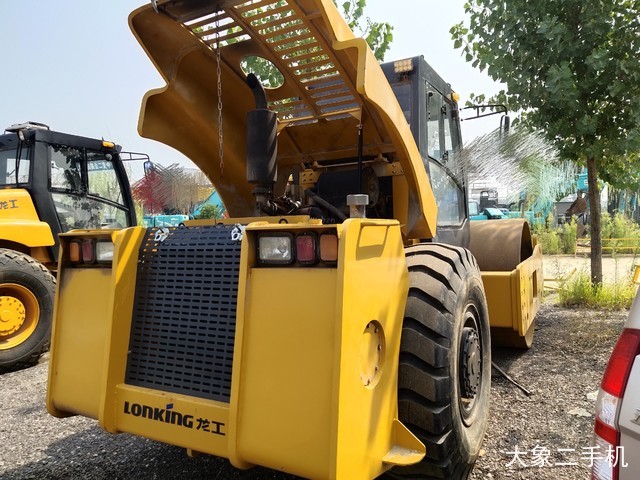 龙工 LG526B6 压路机