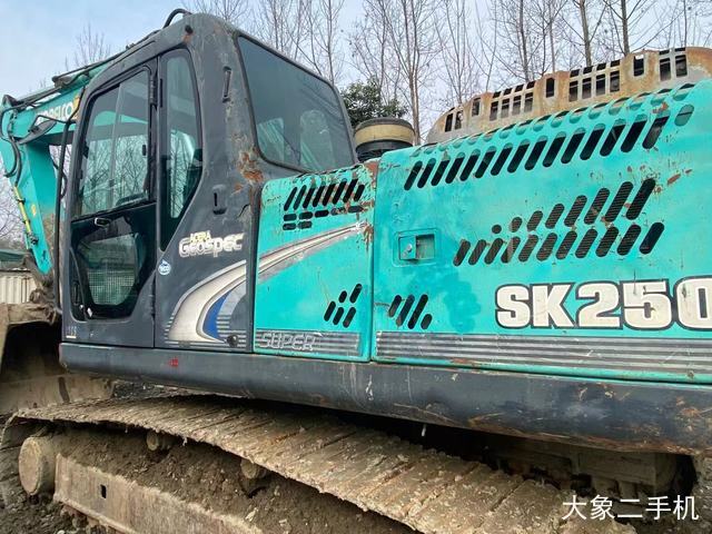 神钢 SK250-8 挖掘机