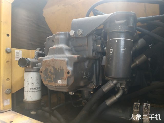 小松 PC220-8M0 挖掘机