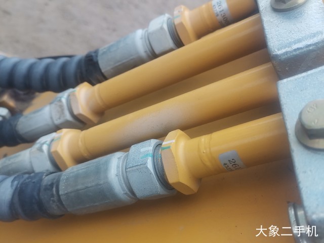 山东临工 E660F 挖掘机