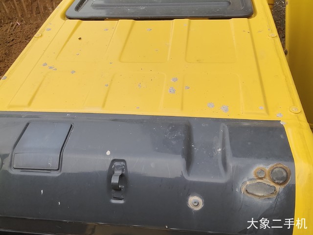 小松 PC220-8M0 挖掘机