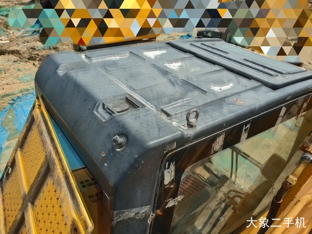 龙工 LG6235 挖掘机