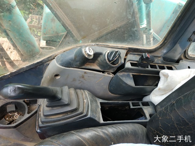 神钢 SK250-8 挖掘机