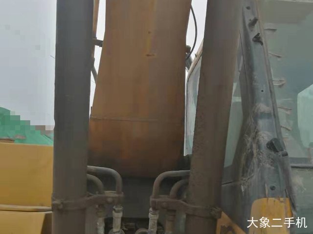 三一重工 SY215C-8 挖掘机