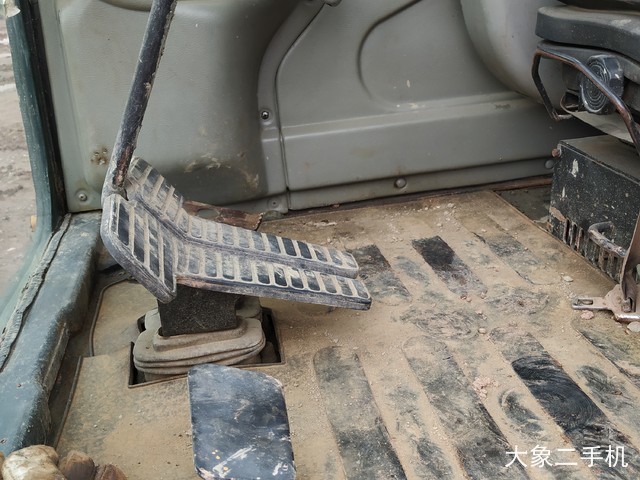 雷沃重工 FR80G 挖掘机