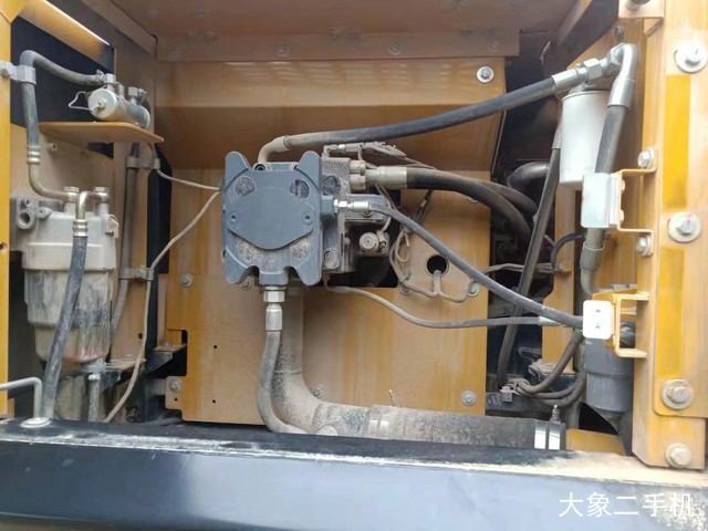 三一重工 SY245C-9 挖掘机