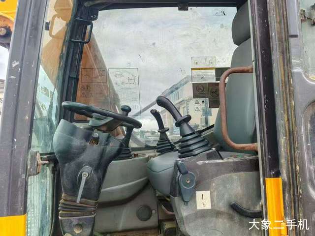 犀牛重工 XN90-Y 挖掘机