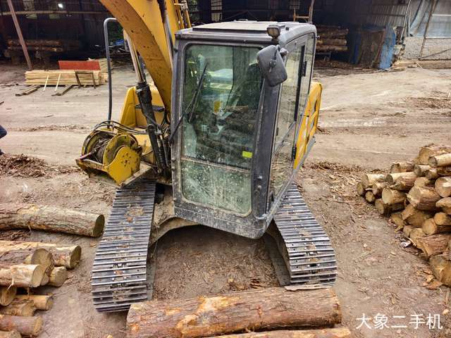 徐工 XE85D 挖掘机