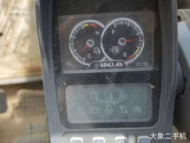 徐工 XE60D 挖掘机