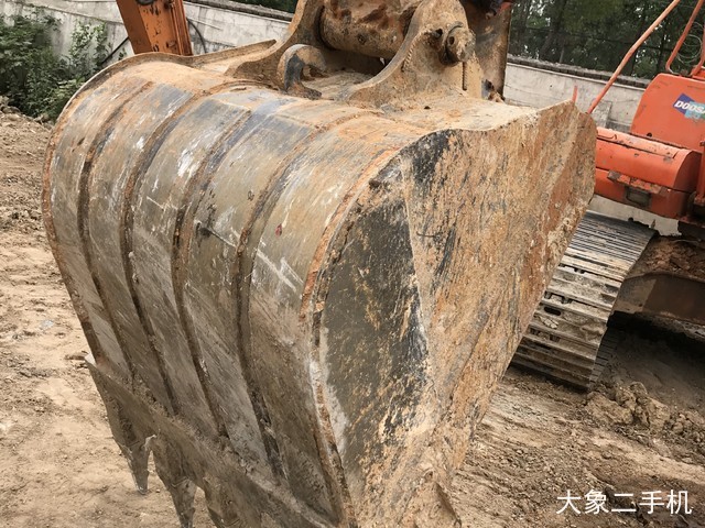 斗山 DH215-9 挖掘机