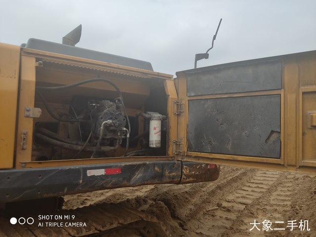 徐工 XE470C 挖掘机