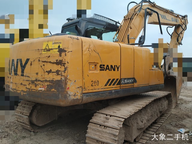 三一重工 SY135C 挖掘机