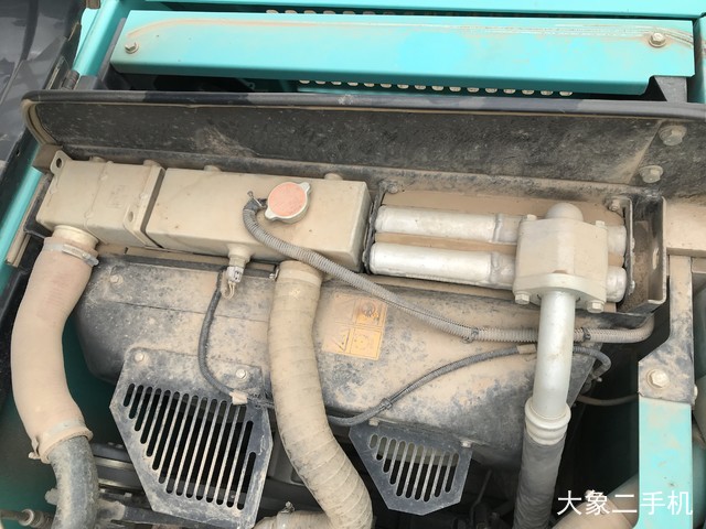 神钢 SK200-10 挖掘机