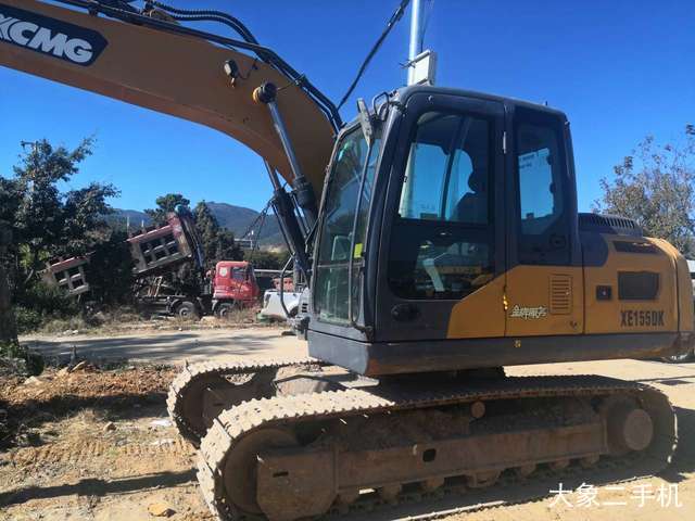 徐工 XE135D 挖掘机