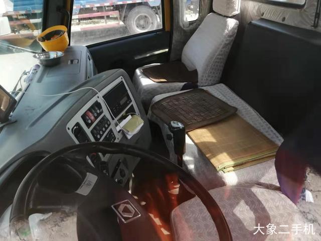 徐工 QY30K5 起重机