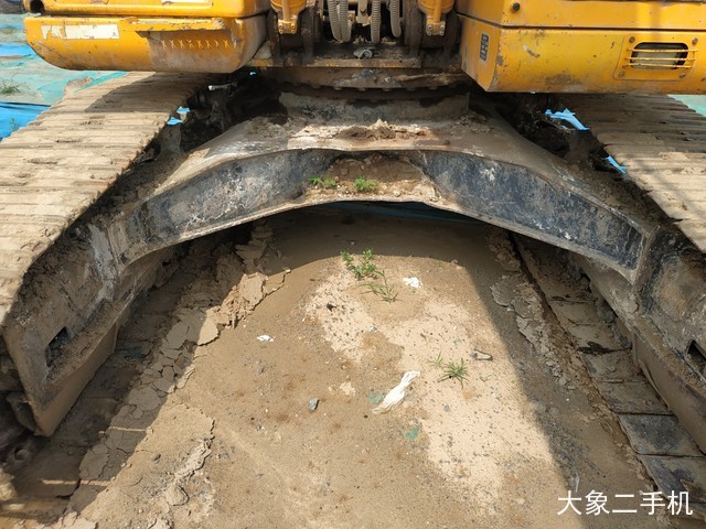 龙工 LG6235 挖掘机