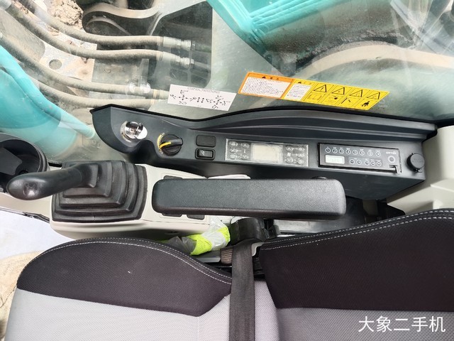 神钢 SK350LC-10 挖掘机