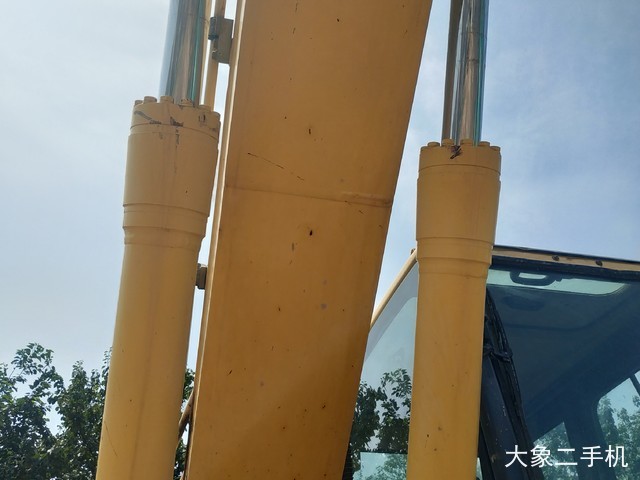 小松 PC200-8N1 挖掘机