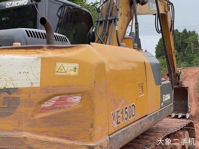 徐工 XE135D 挖掘机