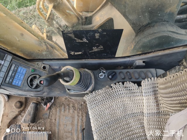 小松 PC220-8 挖掘机