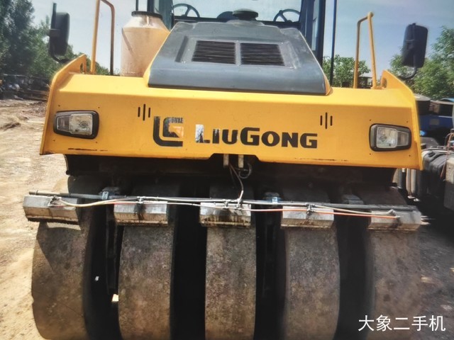 柳工 626R 压路机