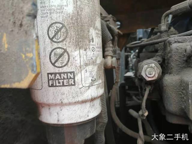 三一重工 SY215C-8 挖掘机