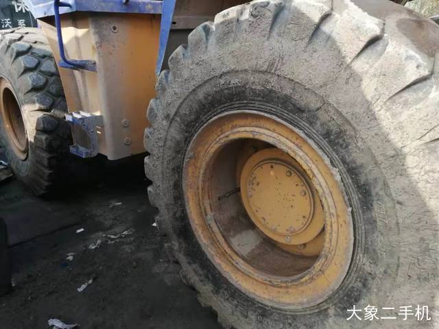 龙工 LG850 装载机