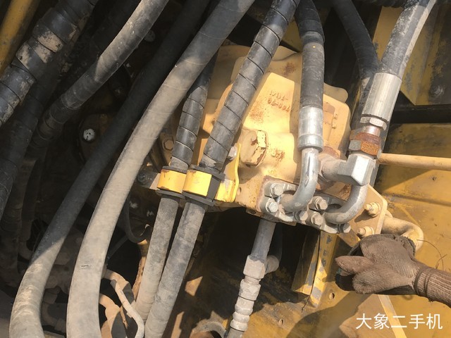 小松 PC220-8M0 挖掘机