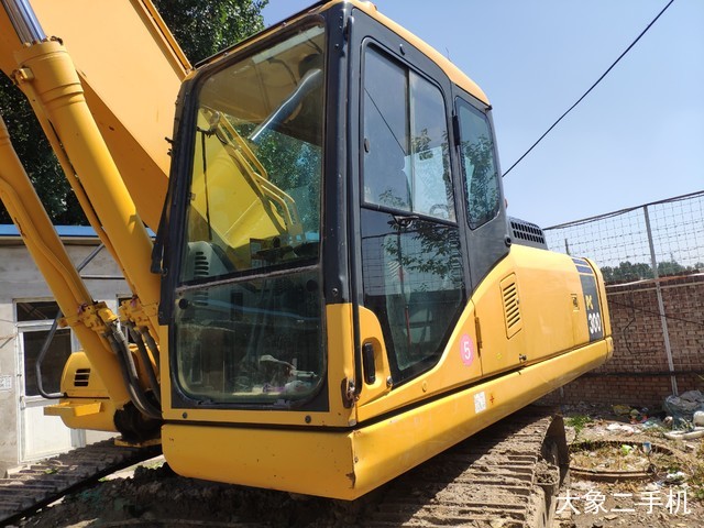 小松 PC300-7 挖掘机