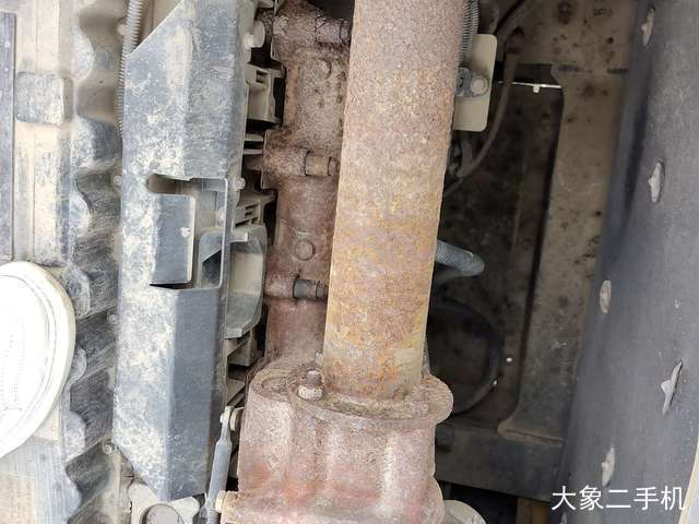 山东临工 E6225H 挖掘机