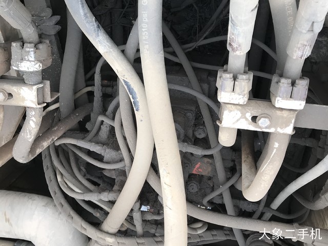 中联重科 ZE230E 挖掘机