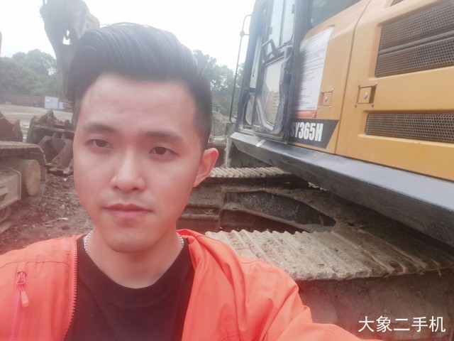 三一重工 SY365H 挖掘机