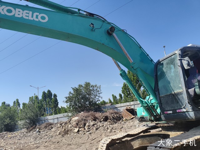 神钢 SK350LC-8 挖掘机