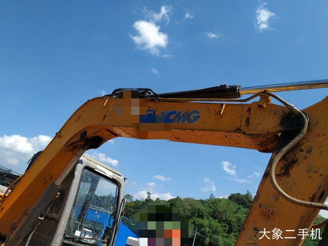 徐工 XE80 挖掘机